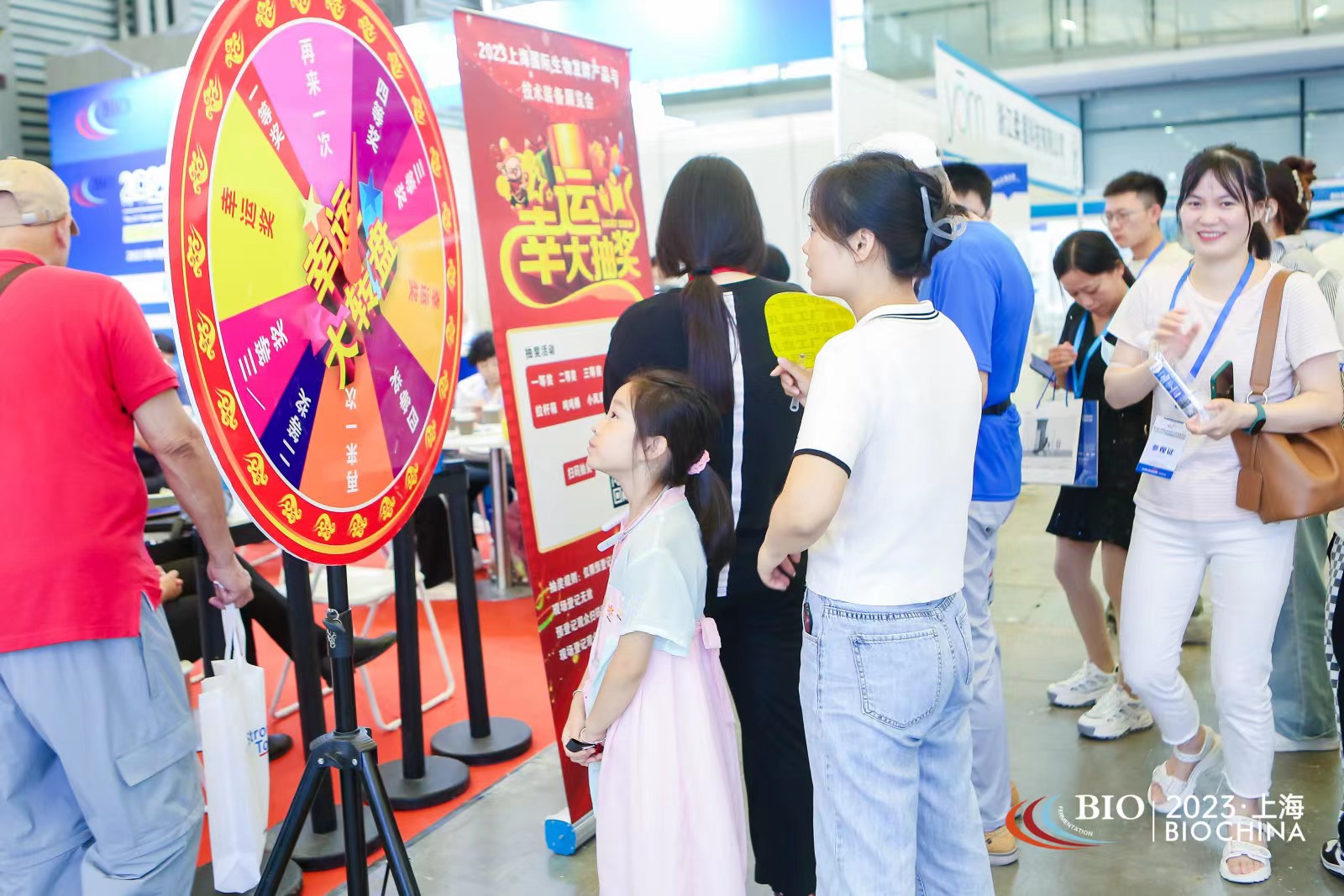 預(yù)報(bào)名客戶(hù)，禮品免費(fèi)送，現(xiàn)場(chǎng)抽獎(jiǎng)活動(dòng)